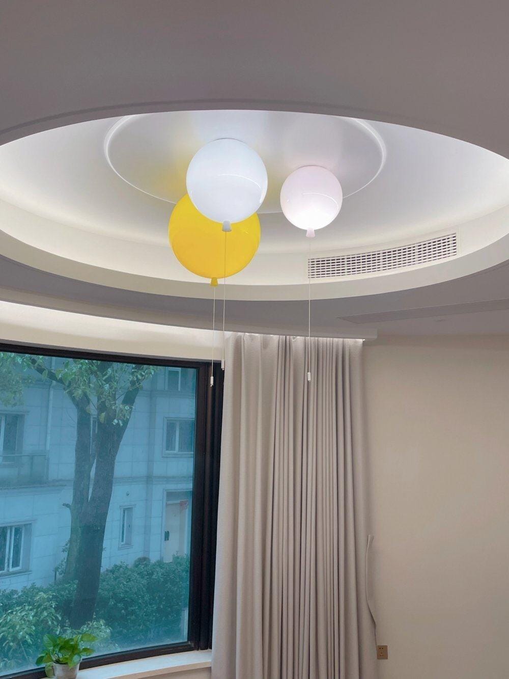 Customer photo review of Balloon Flush Mount Ceiling Light, Pull-Cord Switch, 25-35 cm