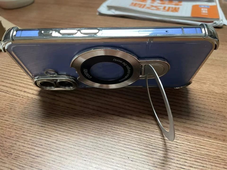 Customer photo review of Coque iPhone anti-chute à anneau invisible Airluma