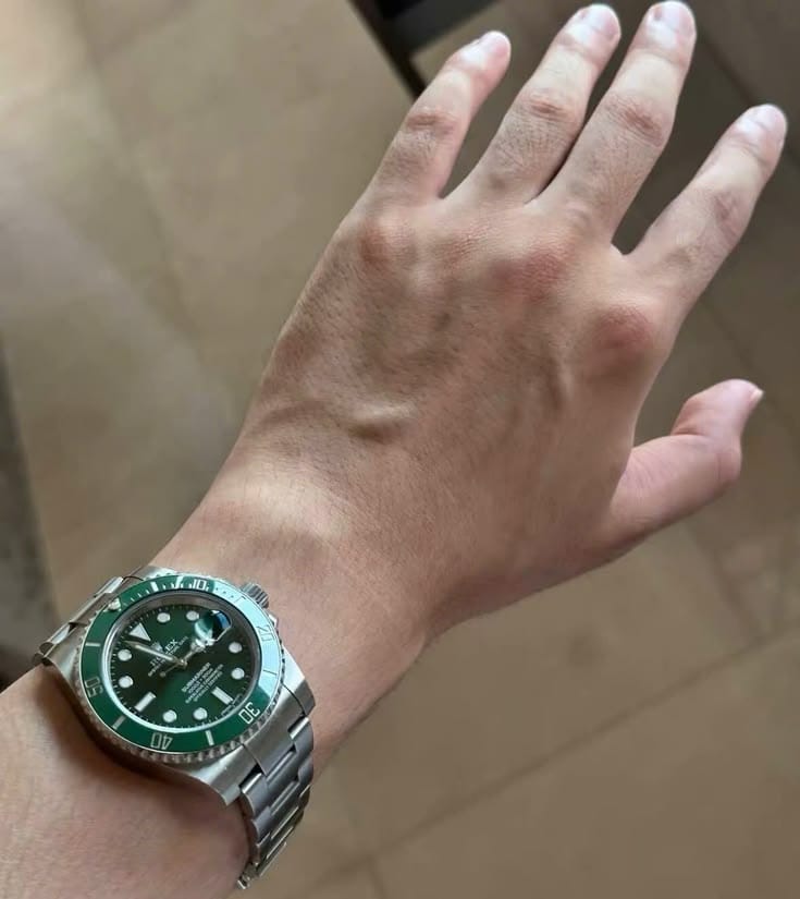 Customer photo review of Submariner Date 116610 Green Dial Automatic Watch