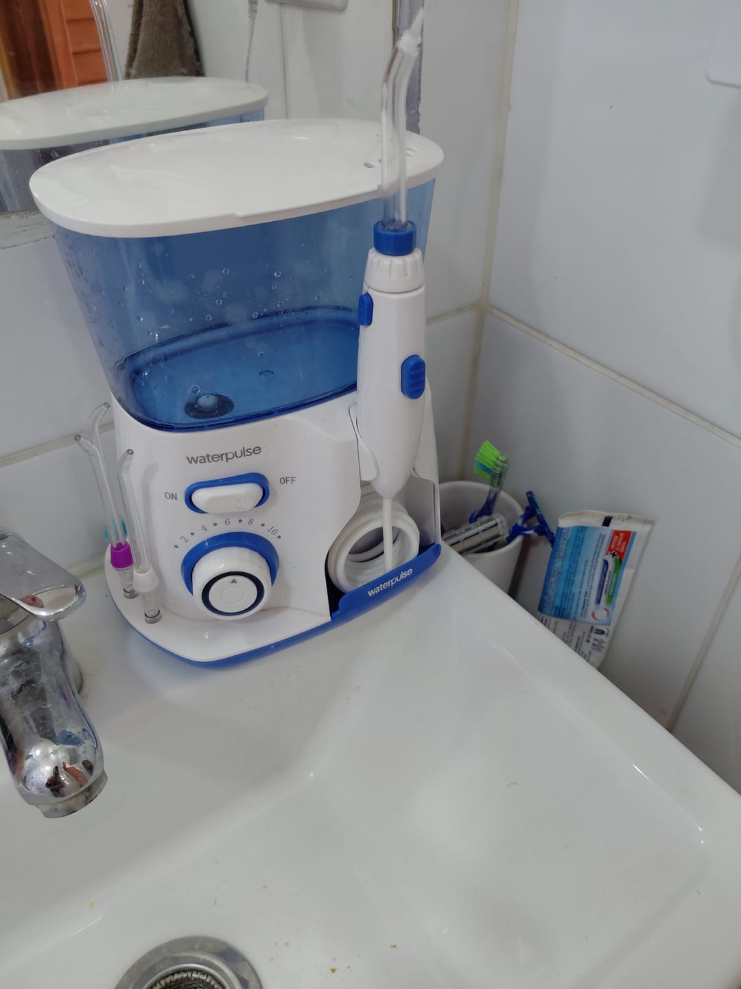 Customer photo review of LIMPIADOR DENTAL 800ML V300 BLANCO/AZUL IRRIGADOR ORAL