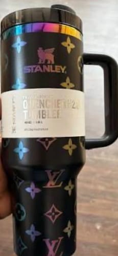 Customer photo review of Designer Holographic In-Car Insulated Cup 40 OZ
