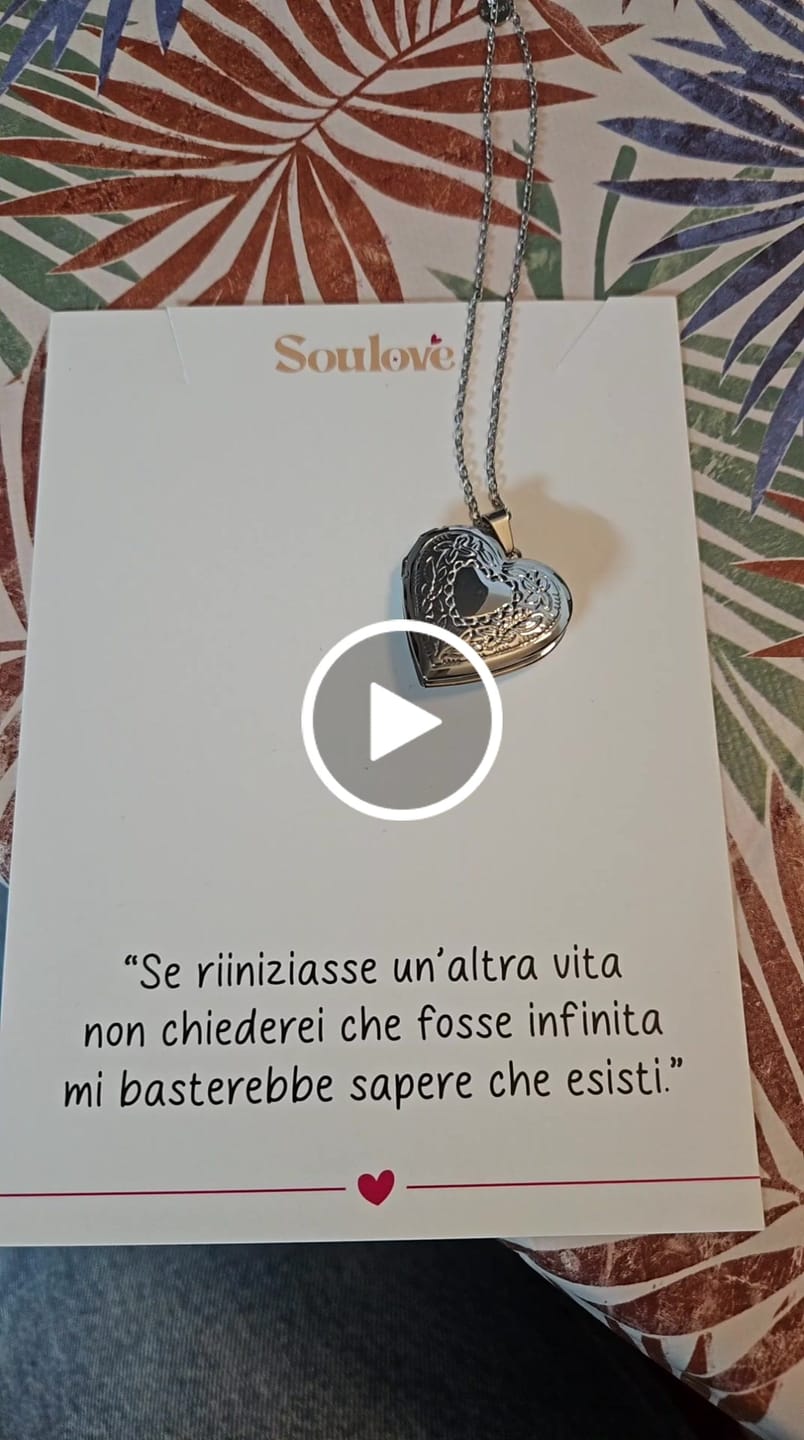Customer video review of Collana con Foto custodita nel Cuore e Dedica Personalizzata