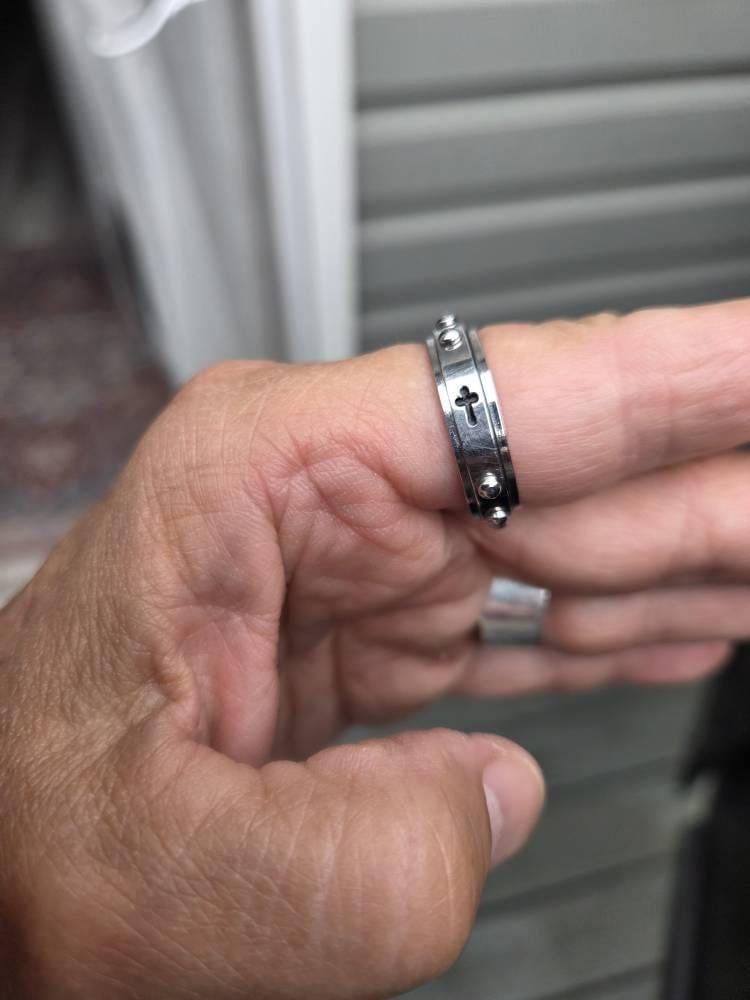 Customer photo review of Eternal Prayer Ring
