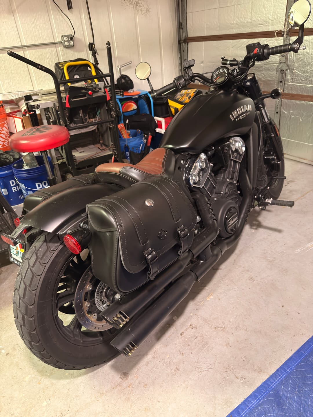 Customer photo review of 25L - SpiritBlade Medium Indian Scout Bobber Leather Motorcycle Saddlebags
