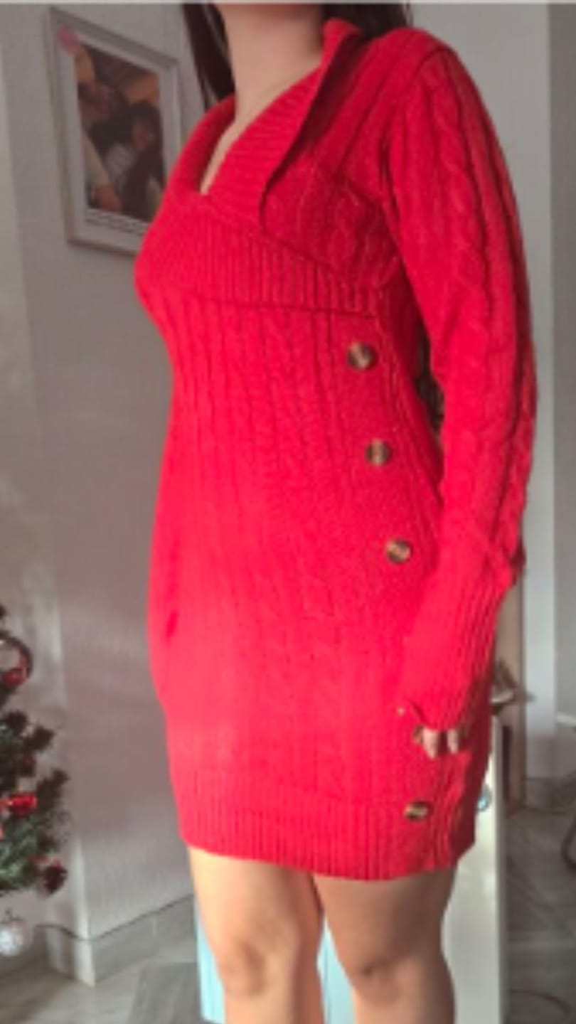 Customer photo review of Vestido Cozy Punto Cuello V Botones Laterales