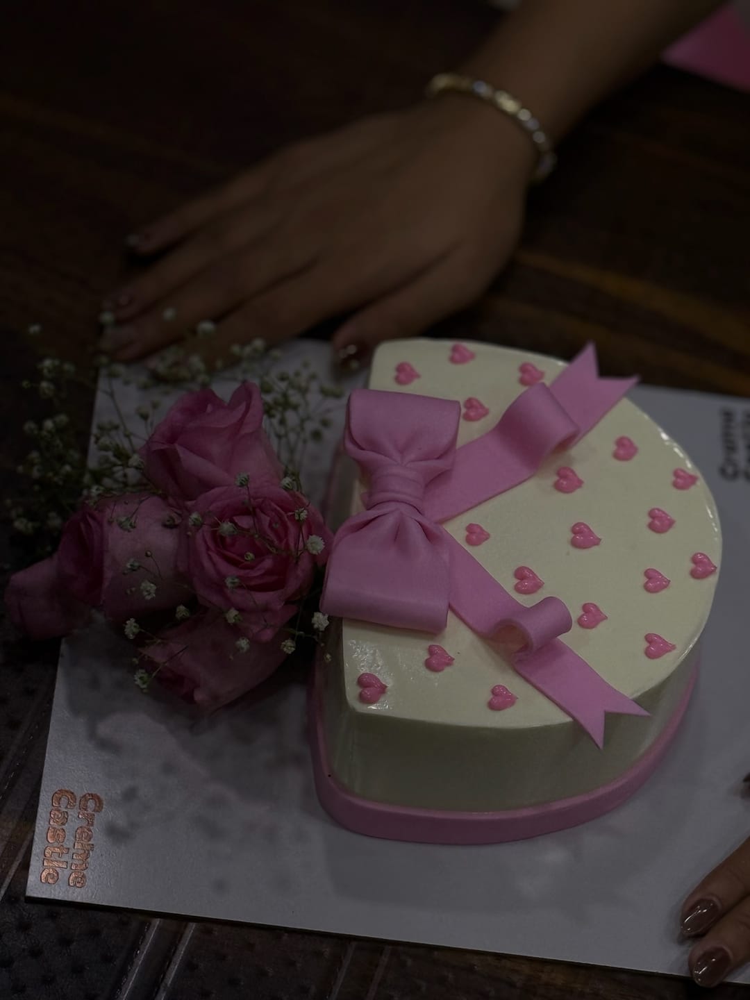 Customer photo review of Bow-Kissed Cake Bouquet