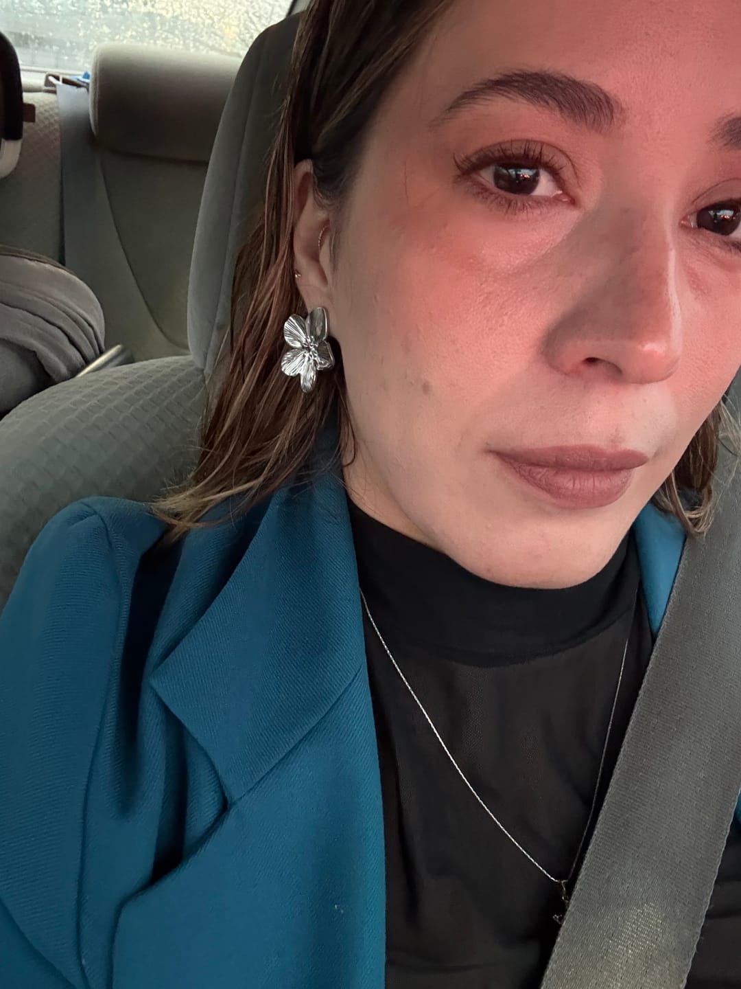 Customer photo review of Aretes Adhara Plata