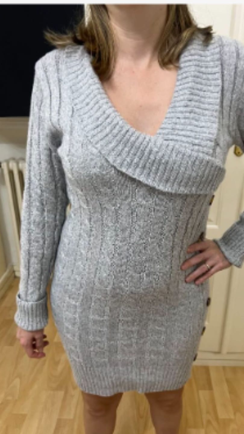 Customer photo review of Vestido Cozy Punto Cuello V Botones Laterales