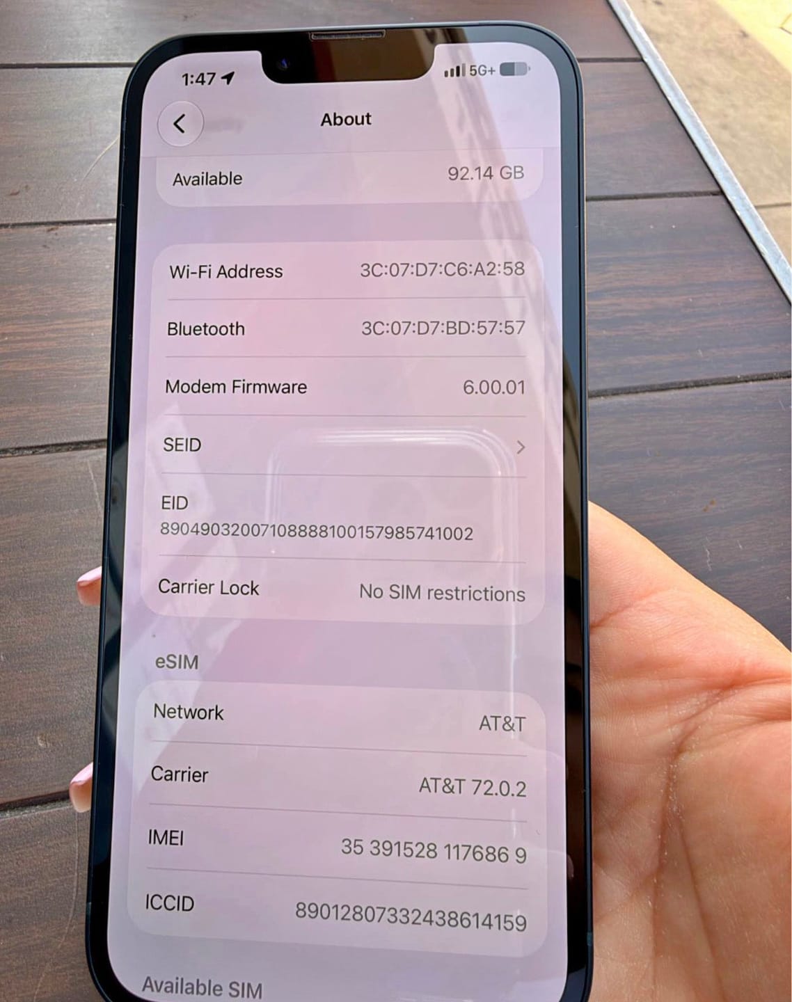 Customer photo review of iPhone 14