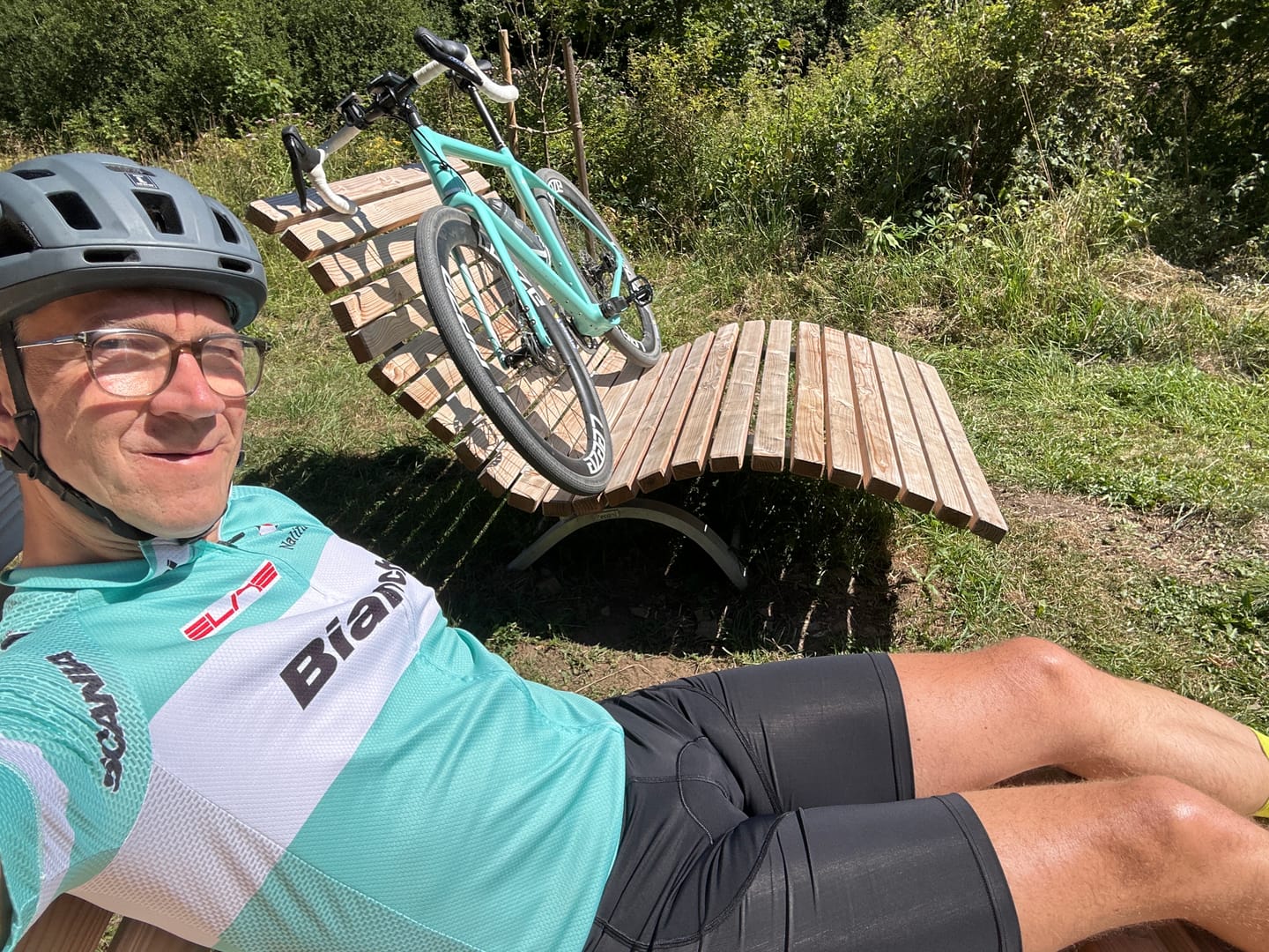 Customer photo review of White BIANCHI Stripe Retro Cycling Socks