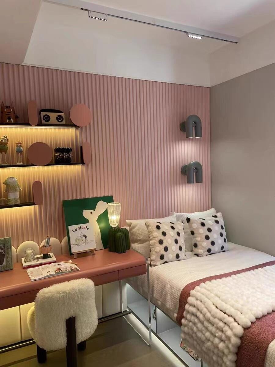 Customer photo review of Swivel U-Shape Wall Light, Terracotta or Black, Integrated LED