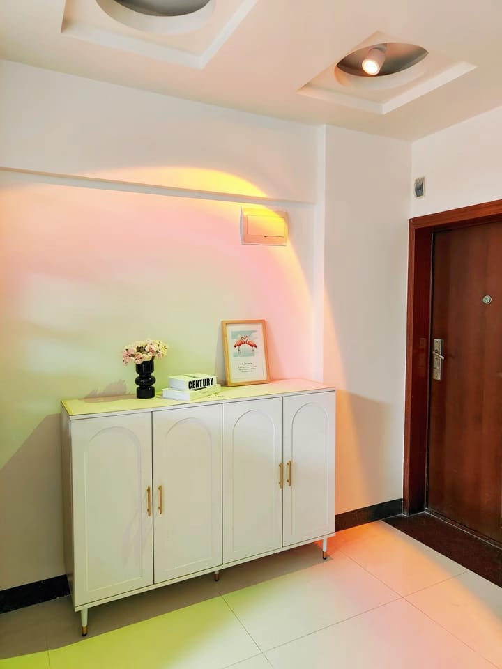 Customer photo review of Projection Table Lamp, Rotating Halo, USB Powered, 13 cm