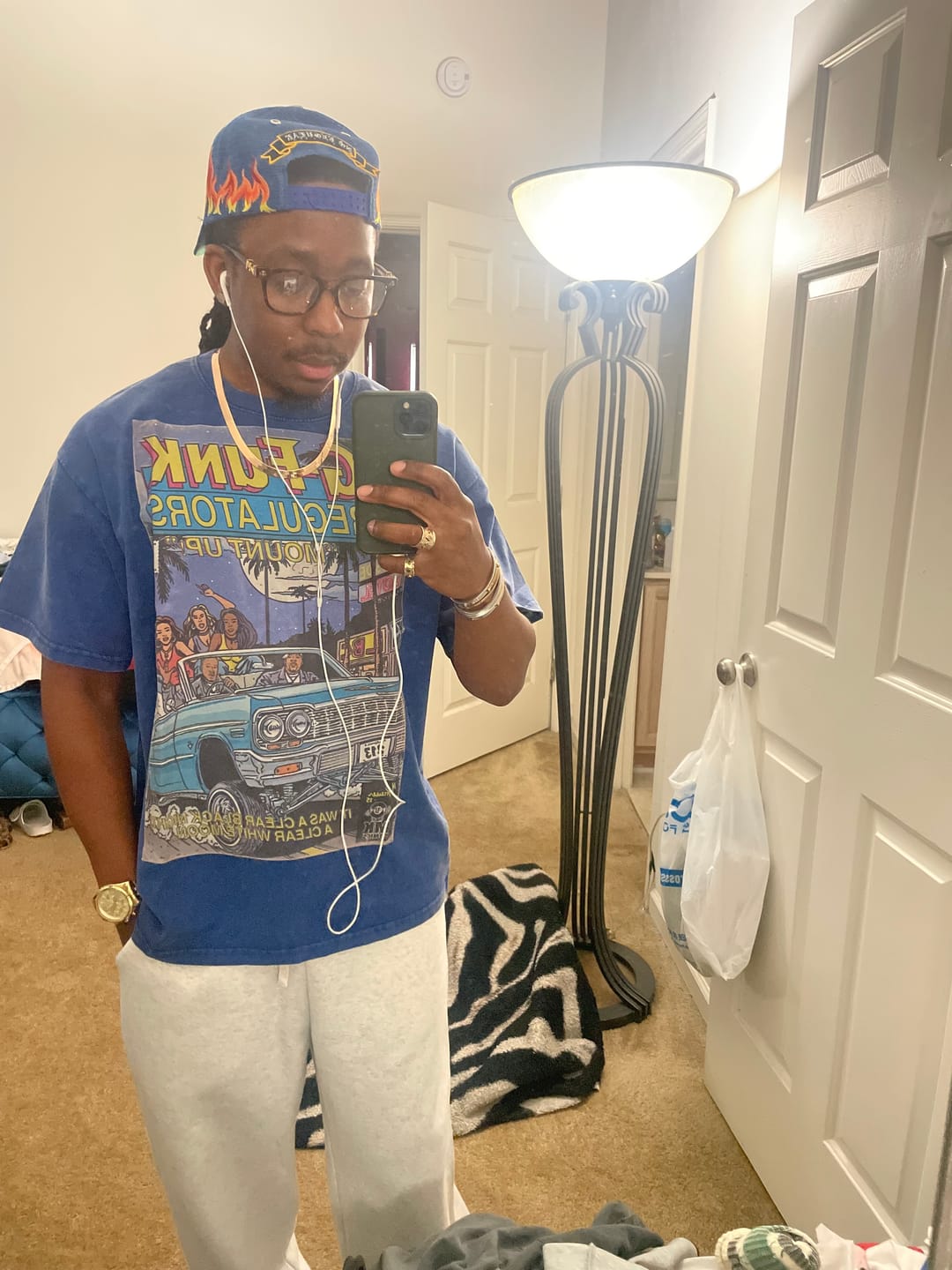 Customer photo review of Regulate - Snow Washed Oversized Cotton T-Shirt