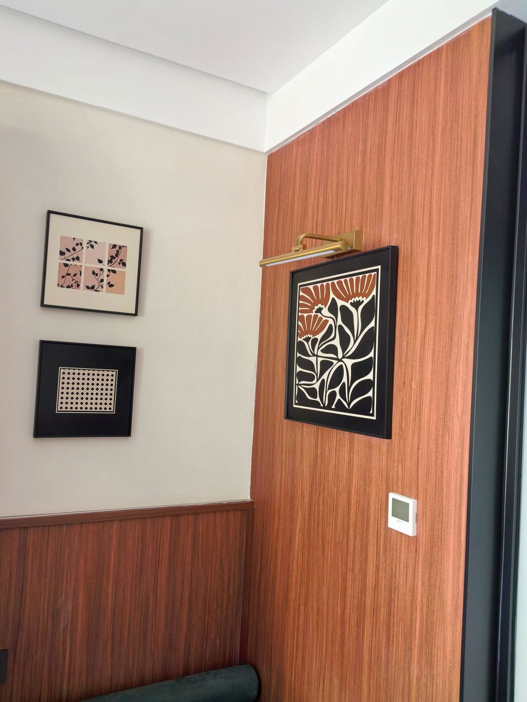 Customer photo review of Brass Wall Light, Integrated LED, White Acrylic Shade, 40-70 cm Wide