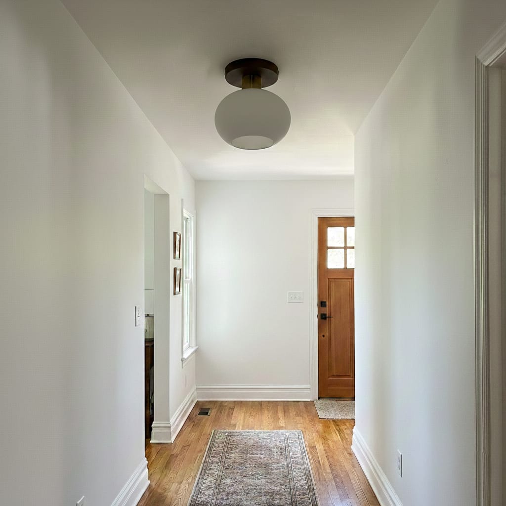 Customer photo review of Walnut Ceiling Light, Shell-Shaped Opal Glass, 18 cm