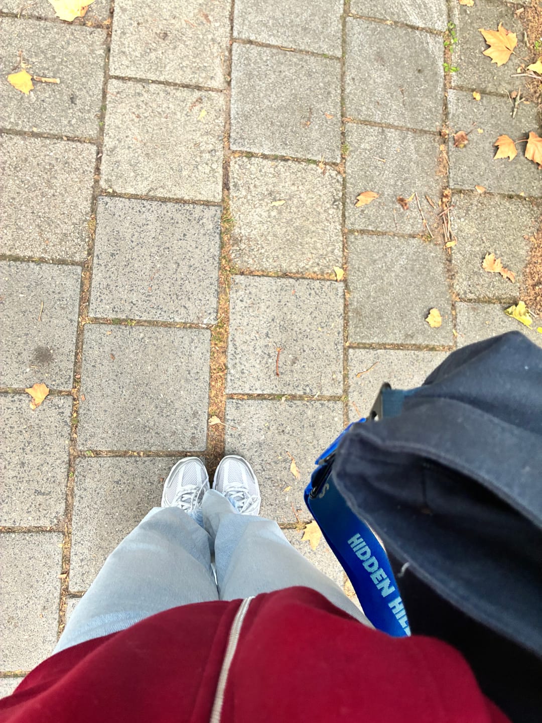 Customer photo review of LABEL ZIP HOODIE BURGUNDY