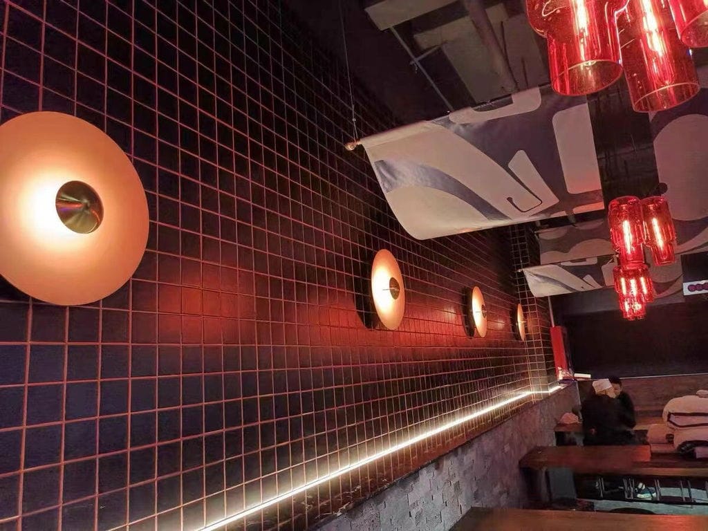 Customer photo review of Reflective Disc Wall Light, Copper or Chrome, 30 to 60 cm