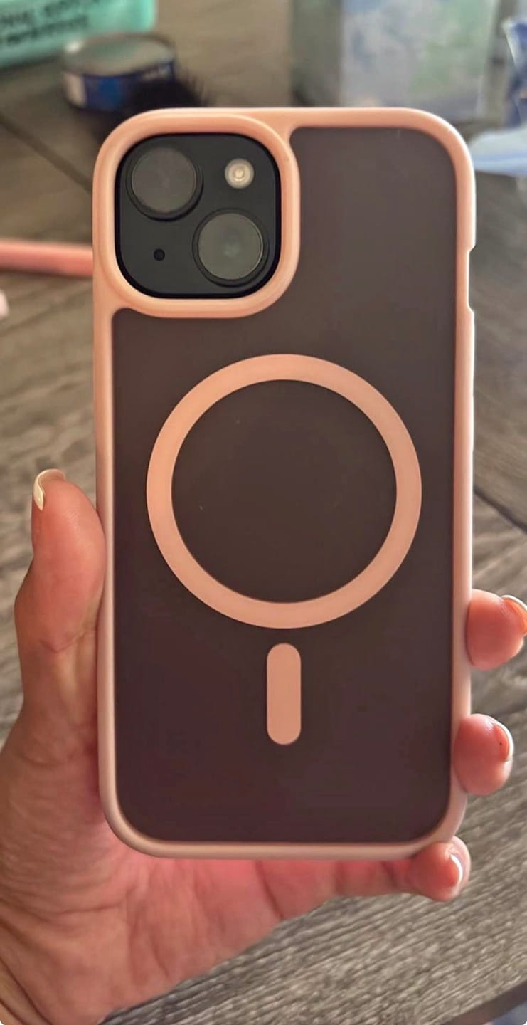 Customer photo review of iPhone 15