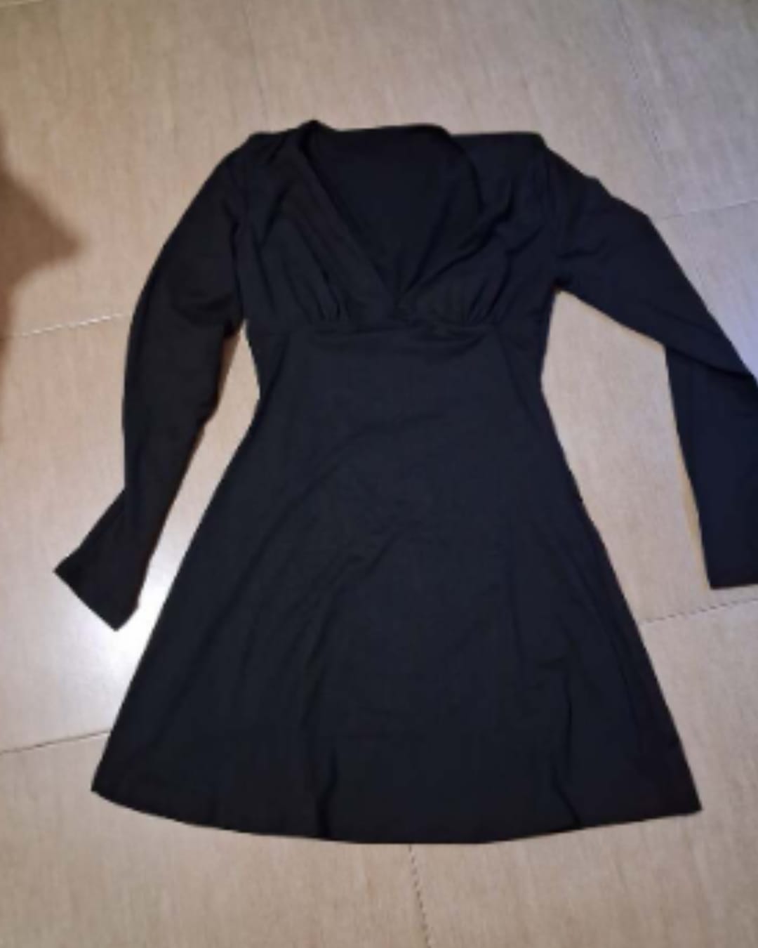 Customer photo review of Vestido Twirl Manga Larga Escote en V con Vuelo