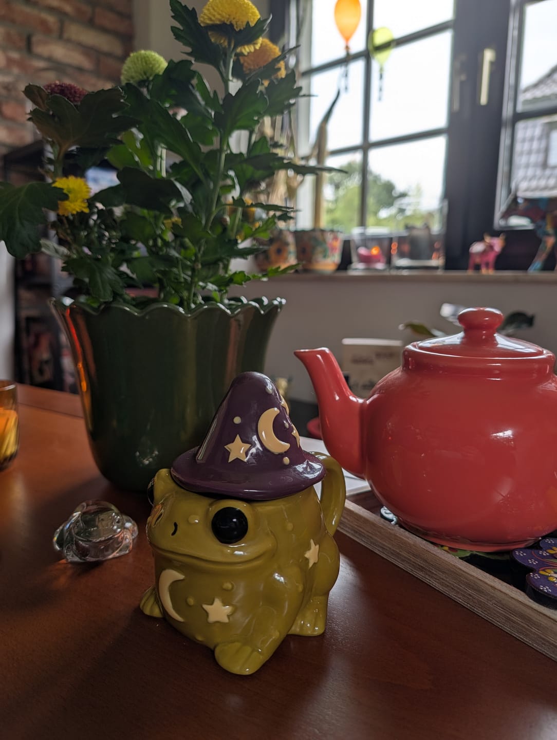Customer photo review of Tasse magische Kröte – Keramiktasse mit Hexenhut und Sternlöffel