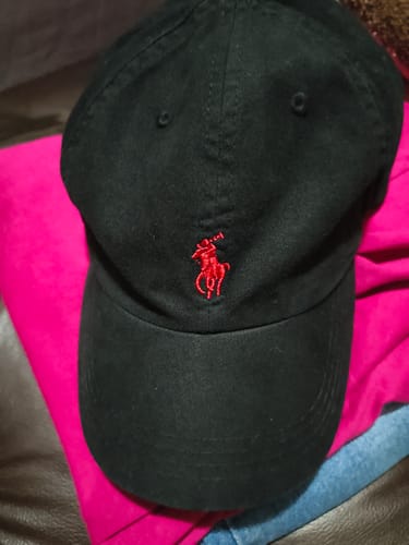 Customer photo review of Boné Polo RL Classic - Preto Small Pony Vermelho