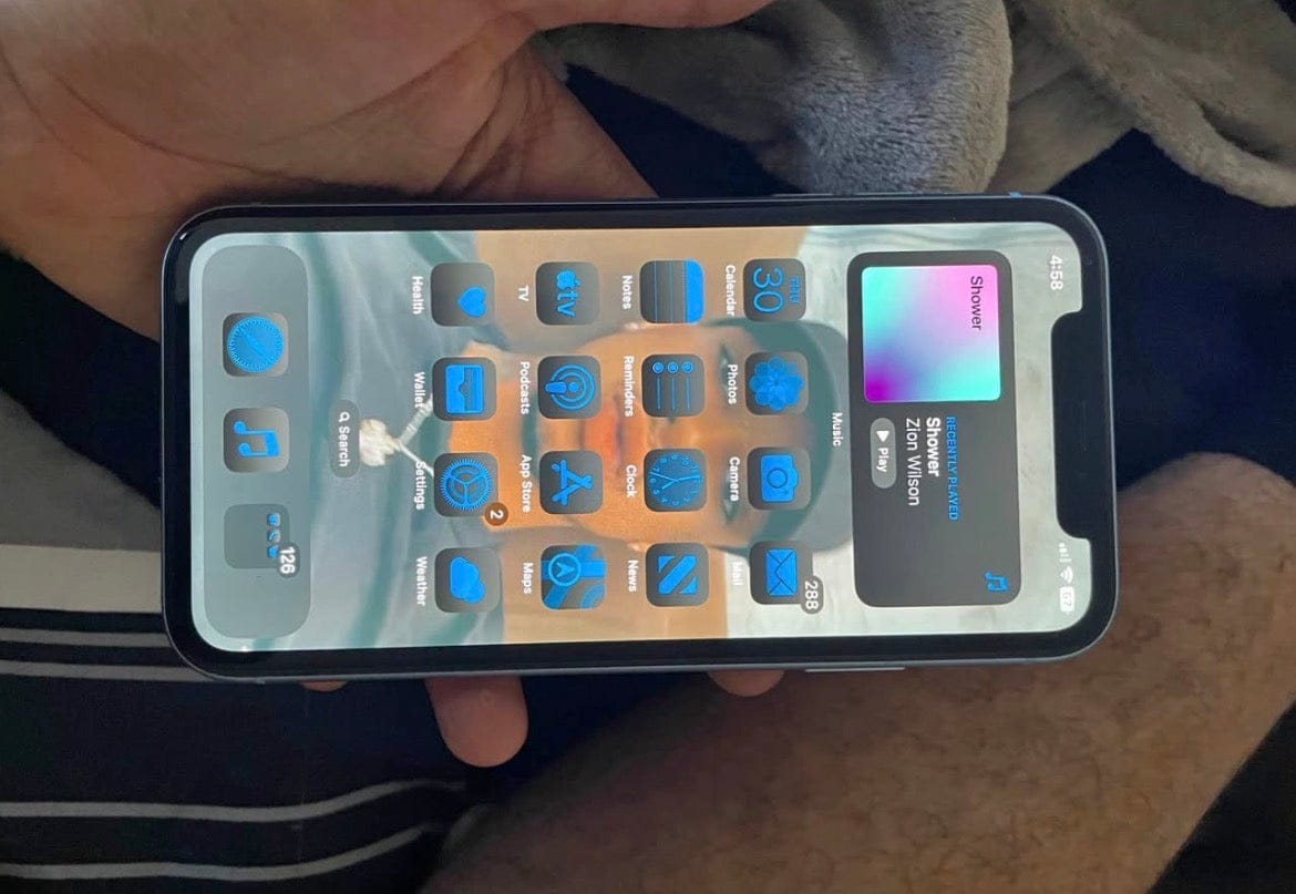 Customer photo review of iPhone XR