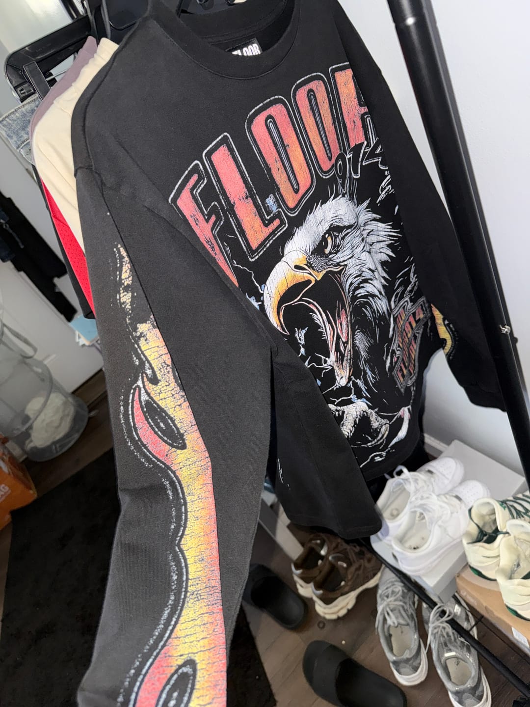 Customer photo review of Floor 914 Sky Striker Long Sleeve Grey