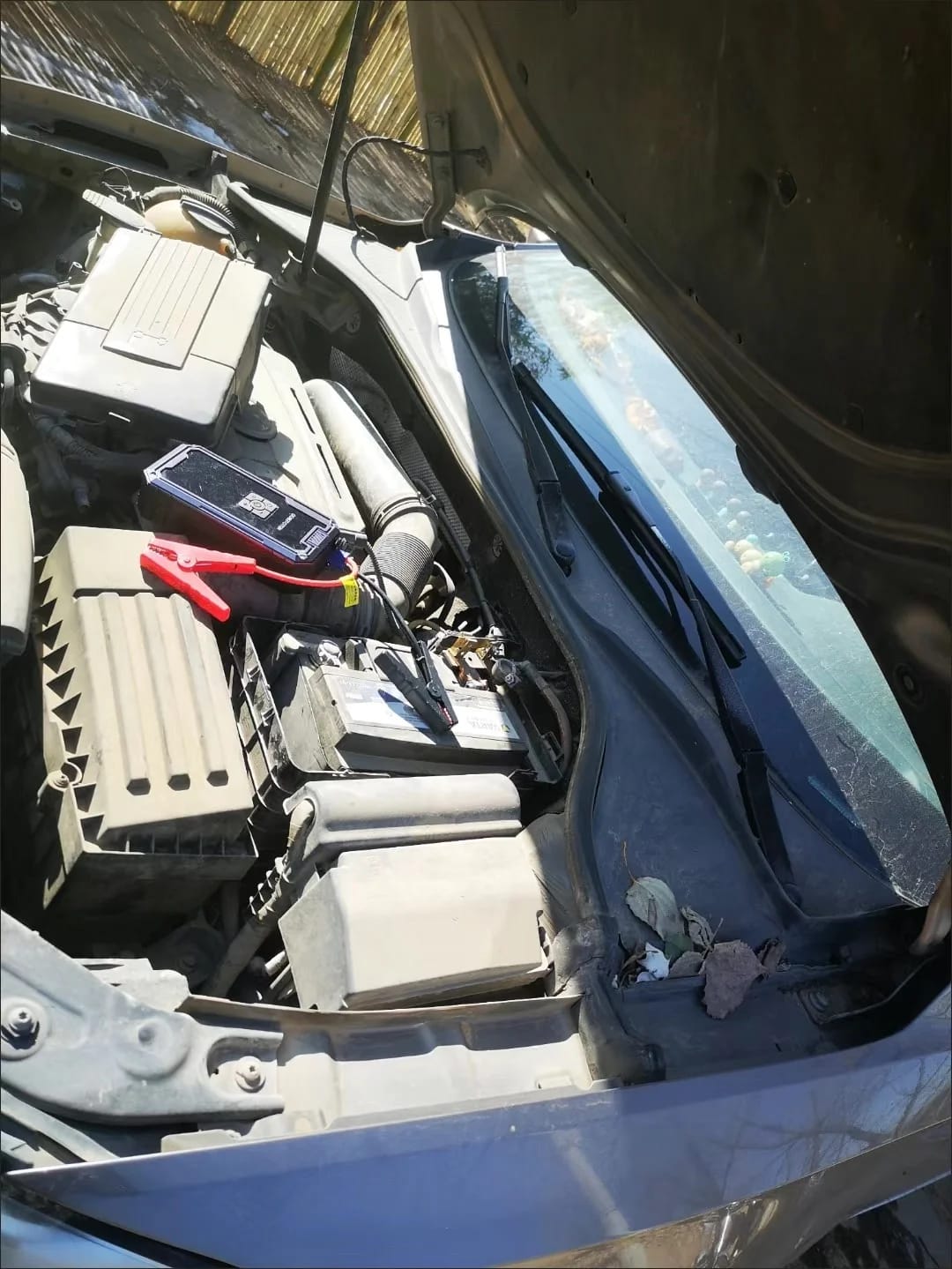 Customer photo review of [Top Rated] Momi's All-in-One Jump Starter - 4 IN 1