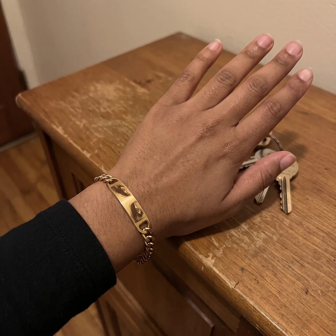 Customer photo review of Pulsera Ojo Eterno | Joyería Personalizable