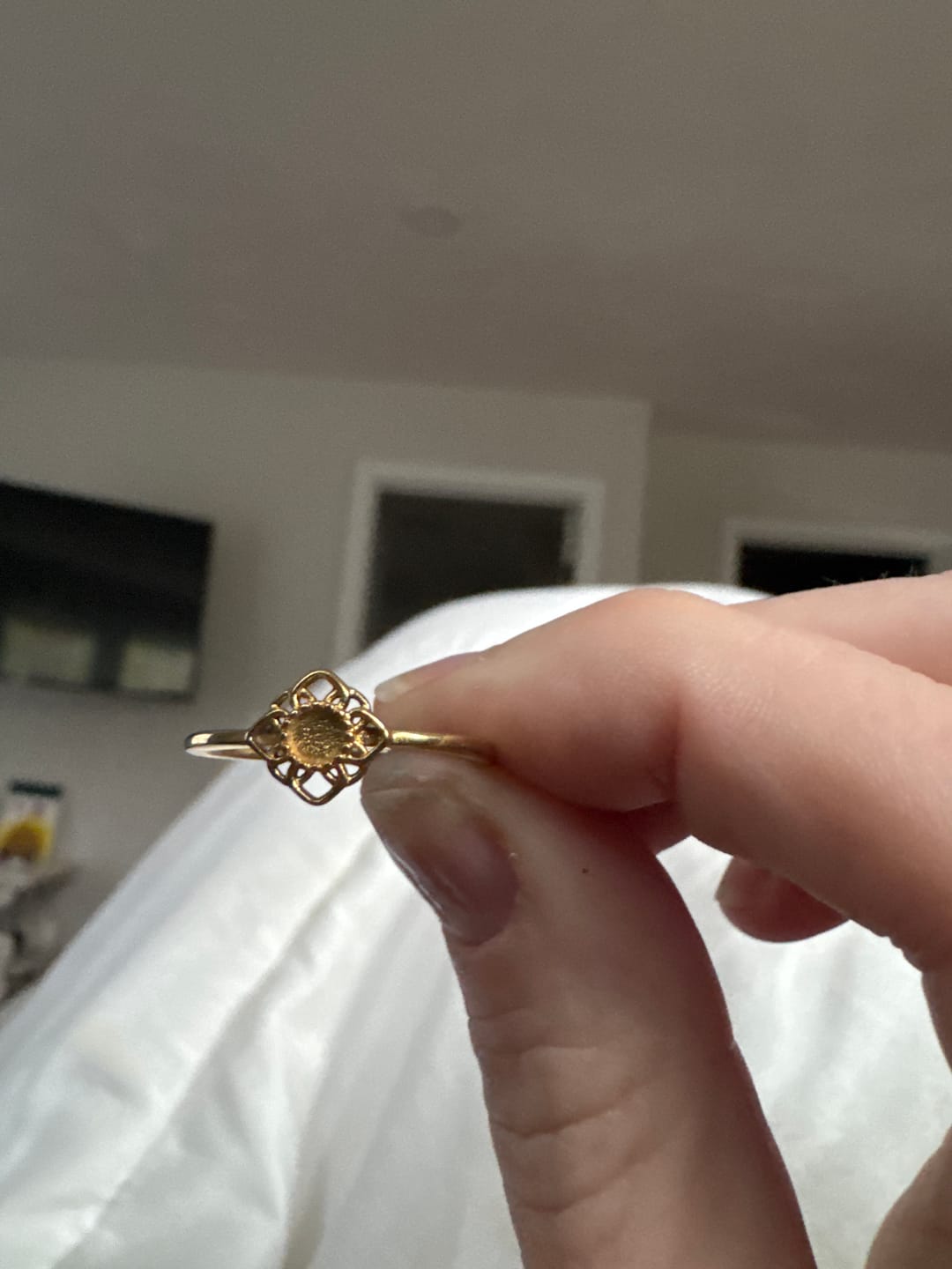 Customer photo review of Vintage Lotus Flower Opal Ring