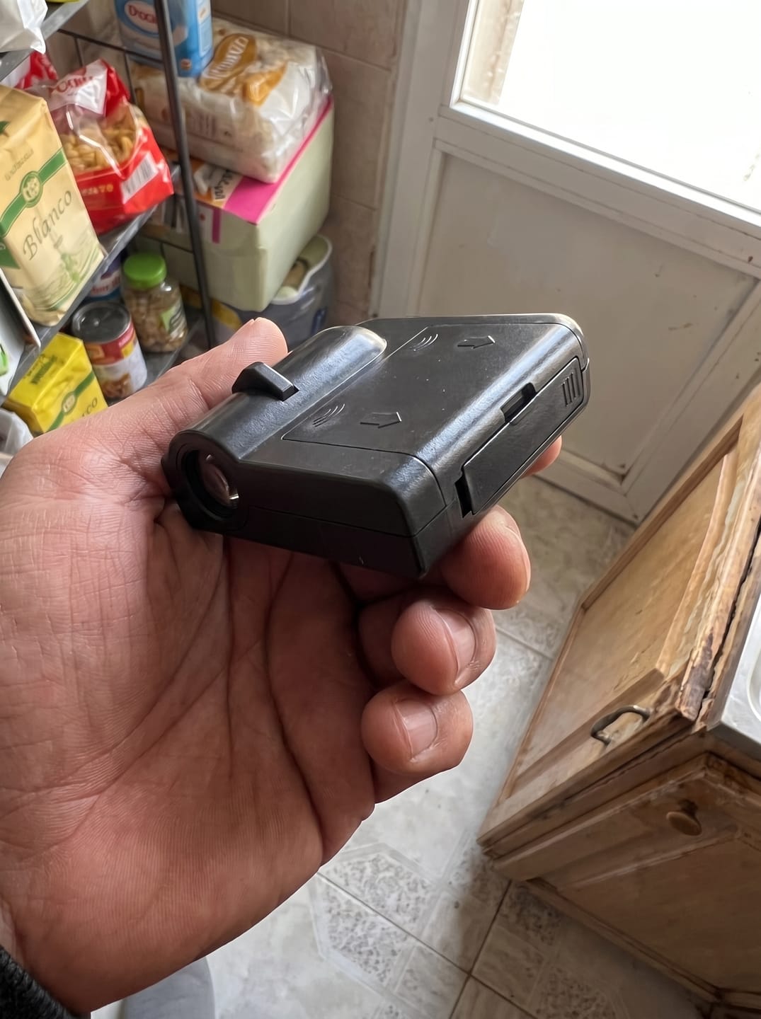 Customer photo review of Proyector para carro de equipo de futbol