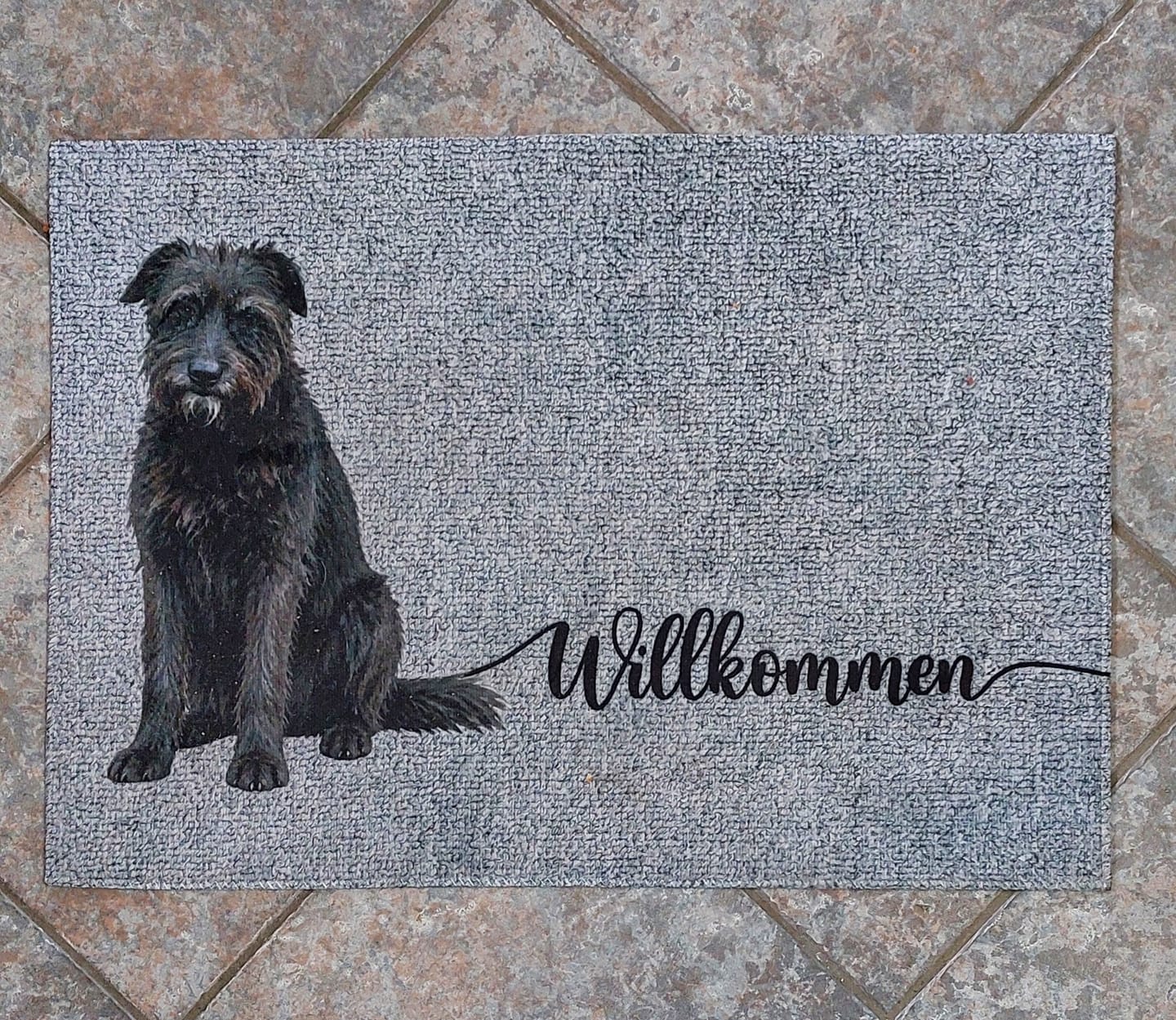 Customer photo review of Personalisierte Fußmatte - Willkommen mit Haustierporträt