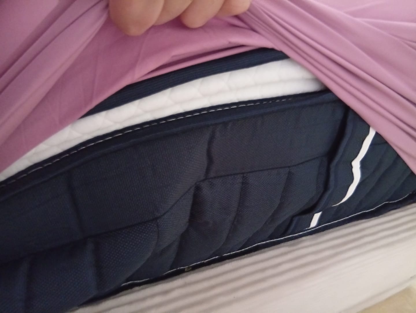 Customer photo review of Matelas avec sur-matelas intégré épaisseur 33CM - EVEREST