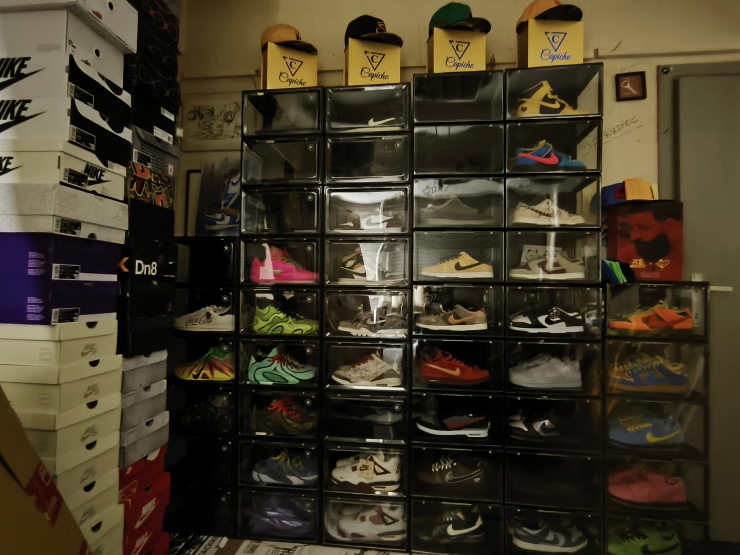 Customer photo review of Stackkicks Sneakerbox