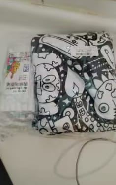 Customer photo review of Manta para Colorear Lavable
