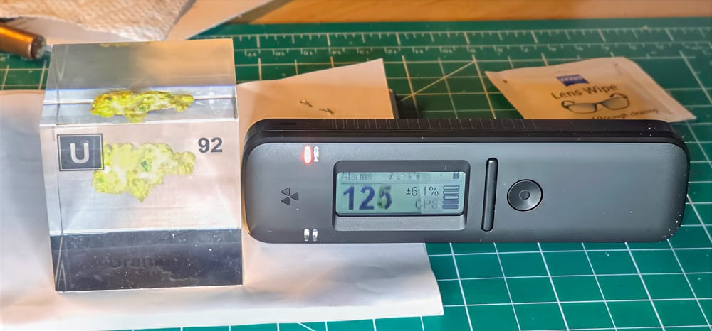 Customer photo review of Uranium Element Cube (2inch Autunite)