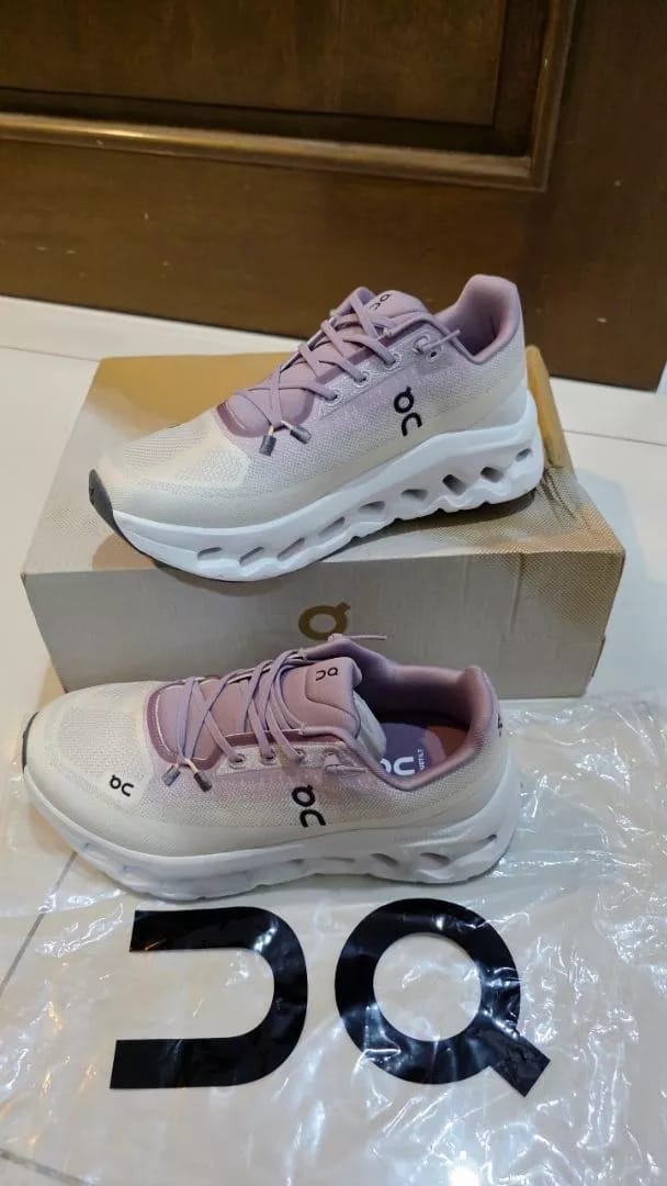 Customer photo review of Cloudtilt Heron Dew - CTP