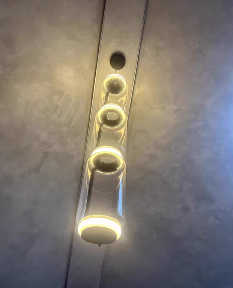 Customer photo review of Clear Glass Cylinder Pendant Light, Integrated LED, 36 cm