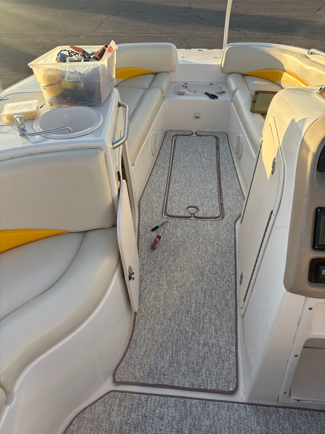 Customer photo review of 2001-2003 Chaparral 210 Sunesta Snap in Boat Carpet