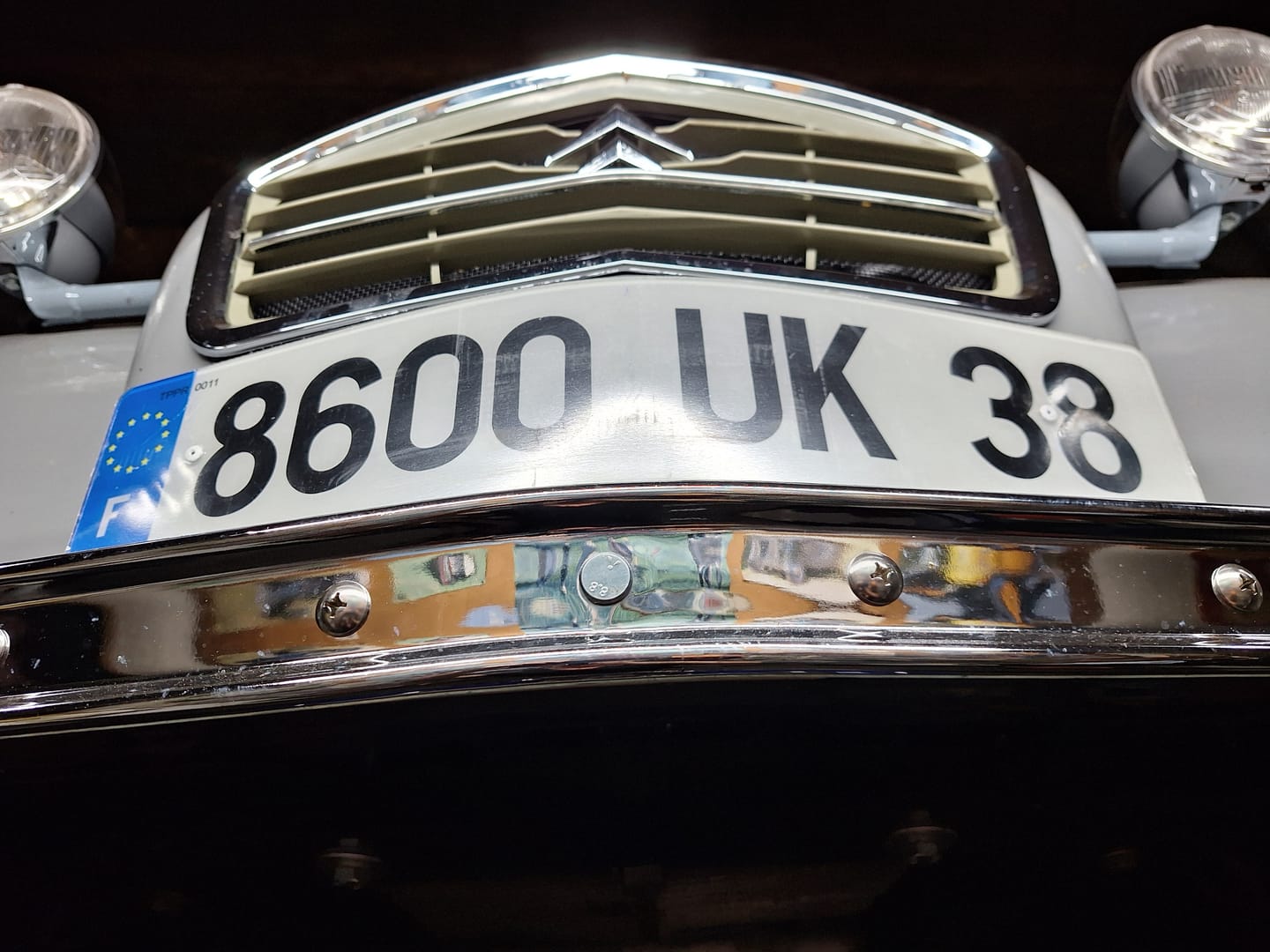 Customer photo review of Plaque auto plexiglass homologuée
