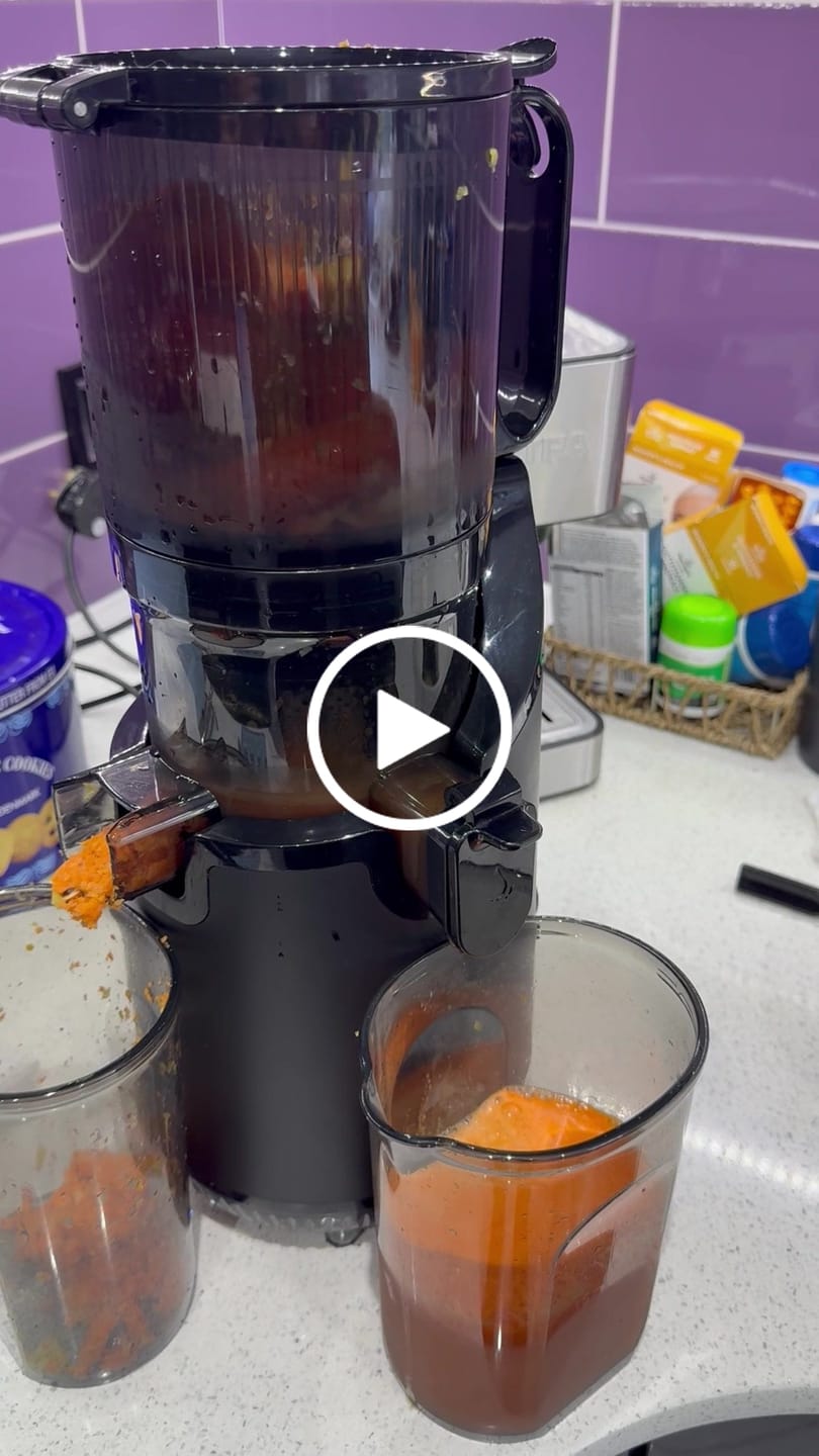Customer video review of f2500 Self Feeding Whole Fruit Juicer - Refurbished