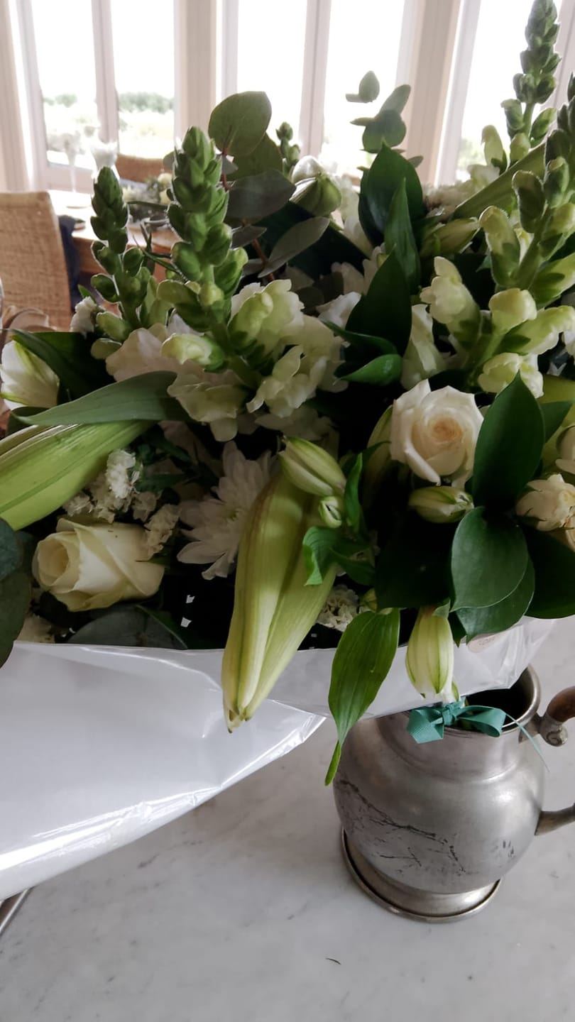 Customer photo review of Classic White Bouquet