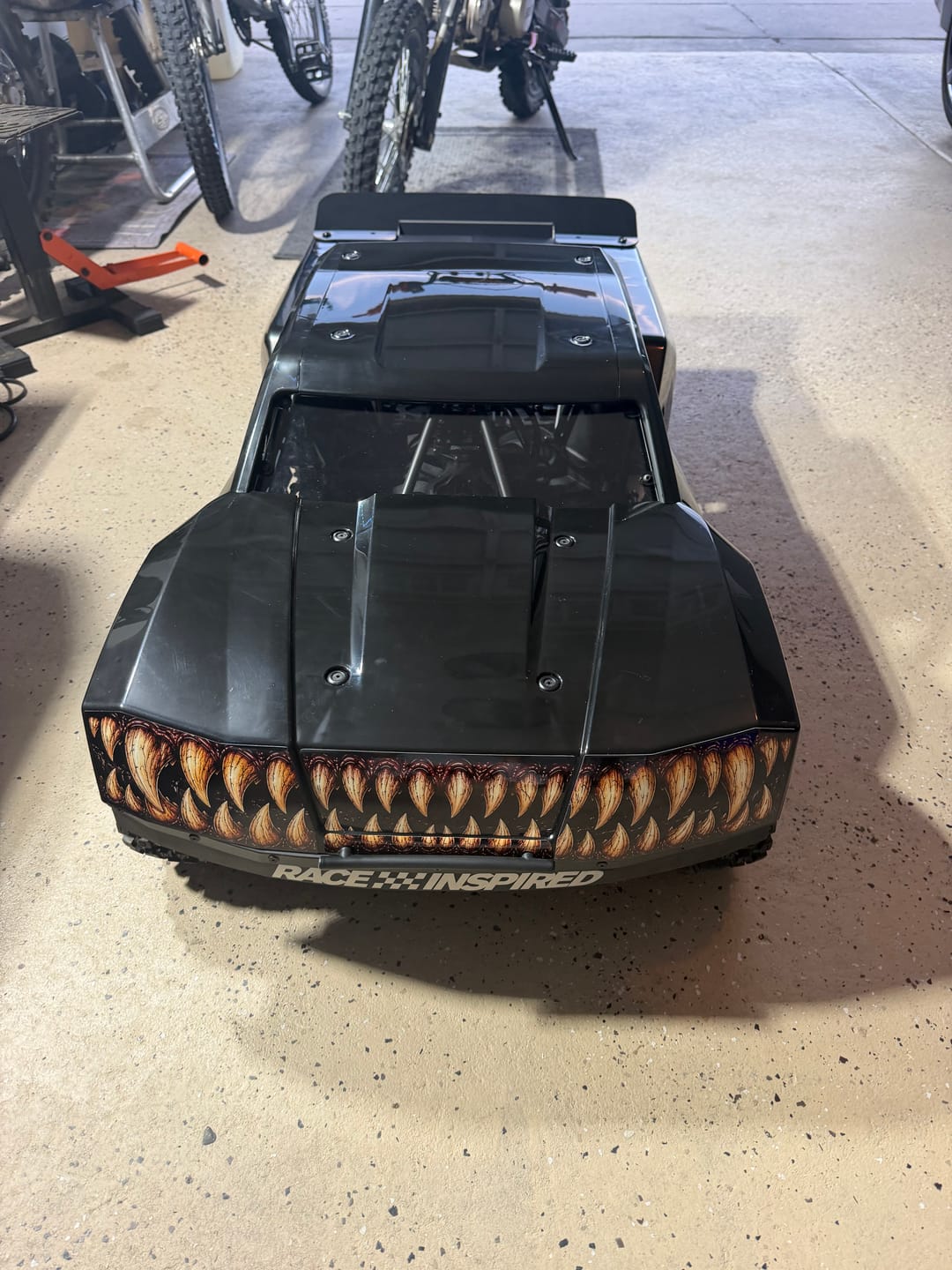 Customer photo review of LOSI 5IVE-TE 3.0 - FRONT DECALS - "T-REX" TEETH
