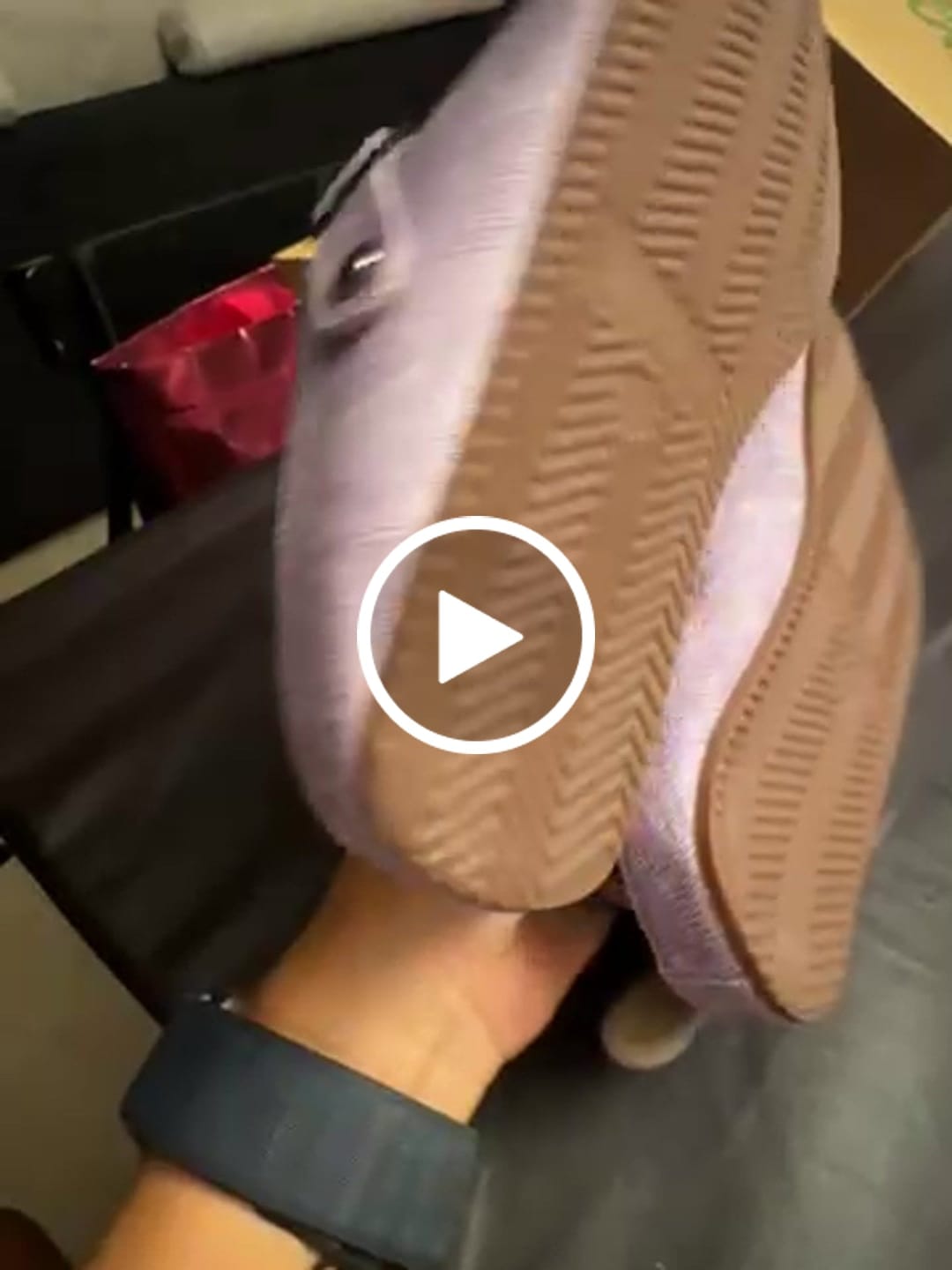 Customer video review of Serene Ⅰ - Zuecos Barefoot