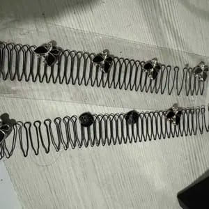 Customer photo review of Fissaggio Capelli U Shape Set 3 Pezzi Pinza Elasticizzata Nera
