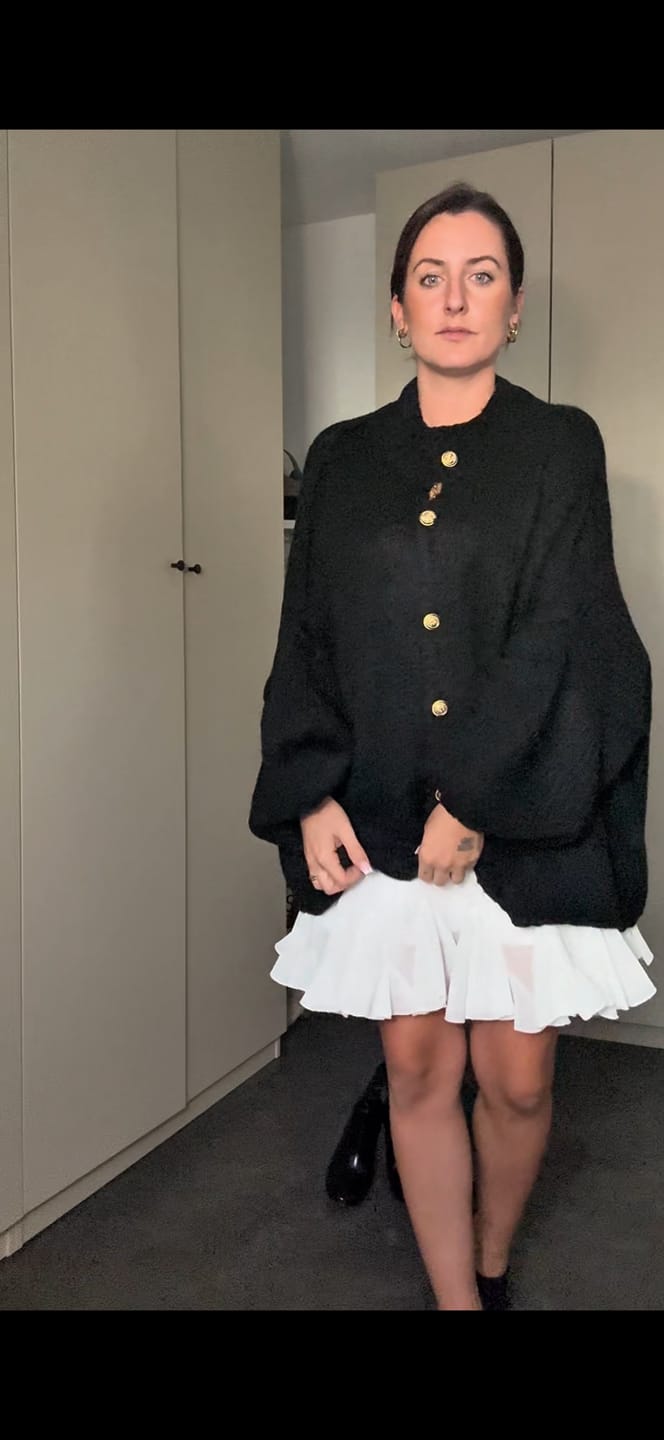 Customer photo review of Limited Bundle Oversized Cardigan "CozyGlam" & Rock "Summer"