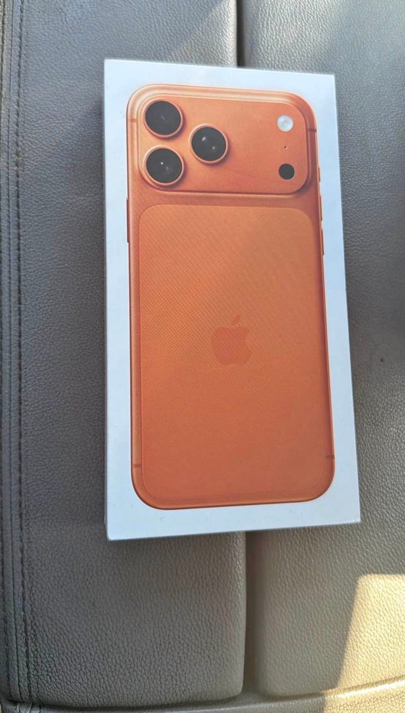 Customer photo review of iPhone 17 Pro