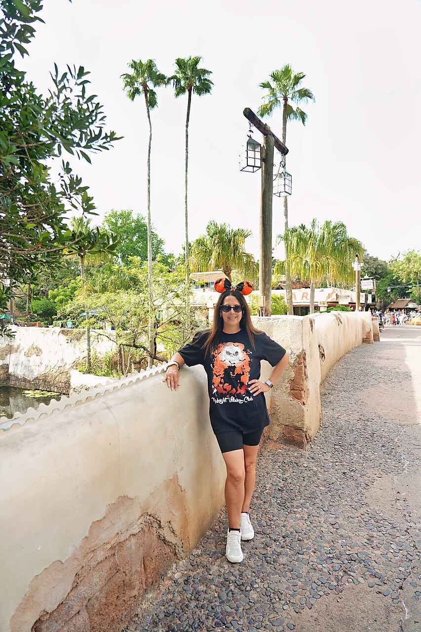 Customer photo review of Midnight Villains Shirt