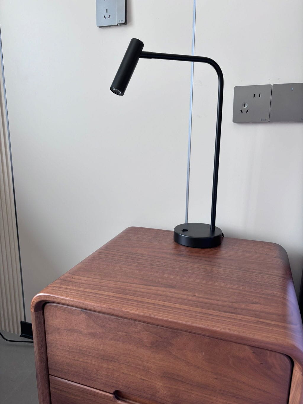 Customer photo review of Rotating Head Table Lamp, Aluminium Stem, Warm to Daylight