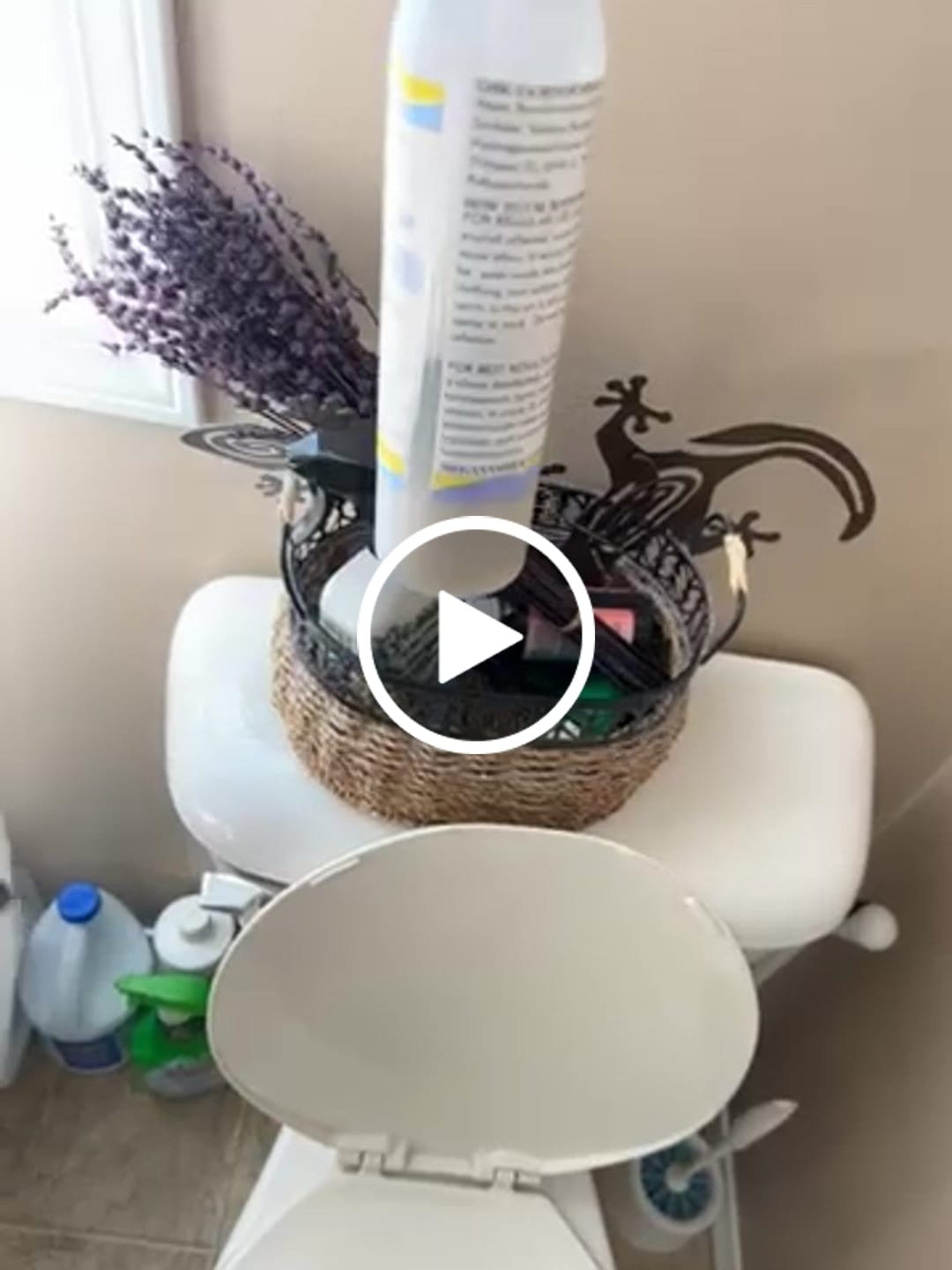 Customer video review of GHK-Cu Deodorizing Room Spray